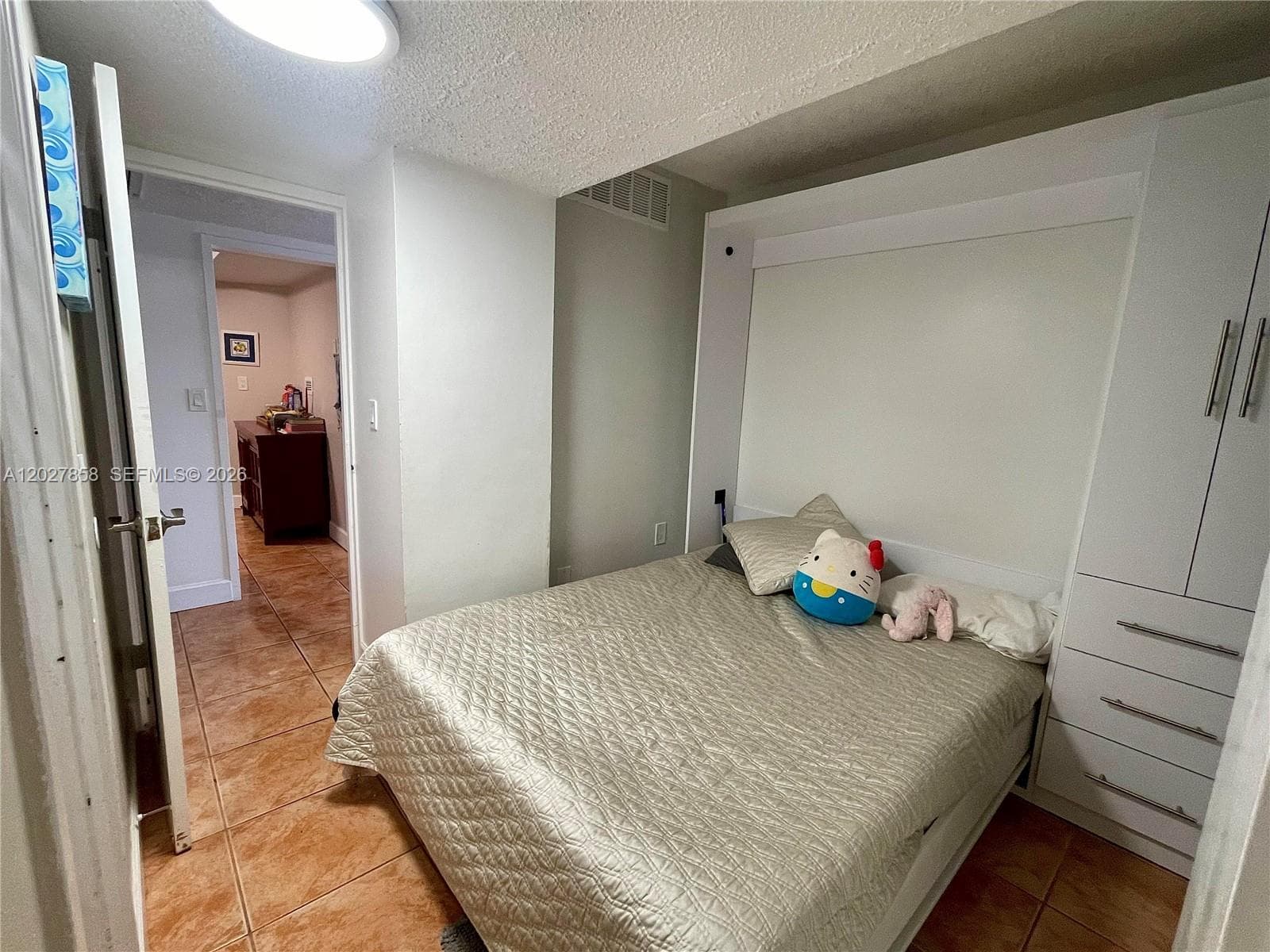 3180 S Ocean Dr 605 photo 11