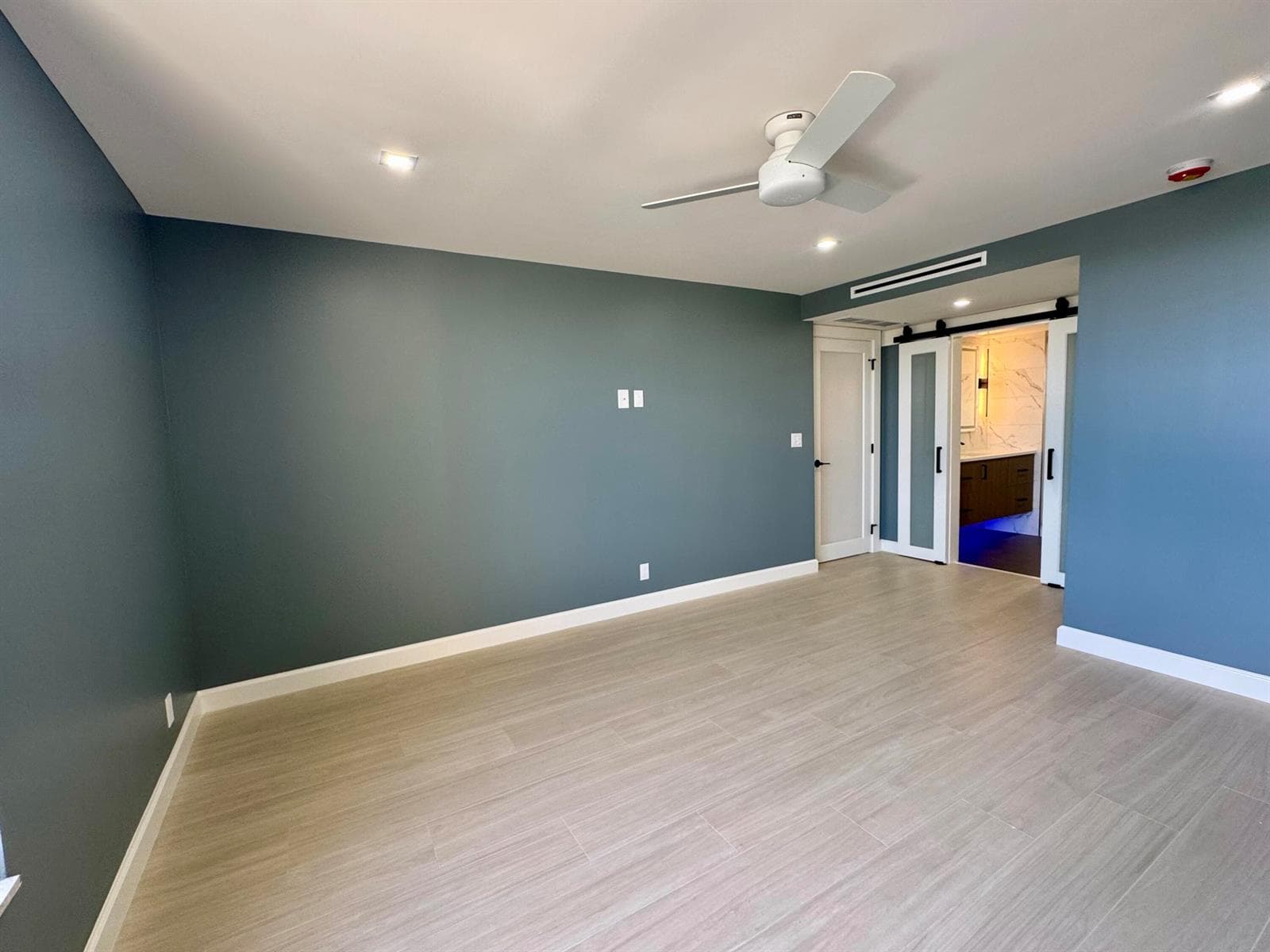 12 Royal Palm Way 6030 photo 12