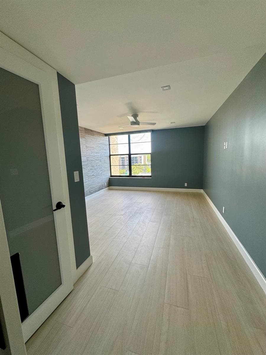 12 Royal Palm Way 6030 photo 11