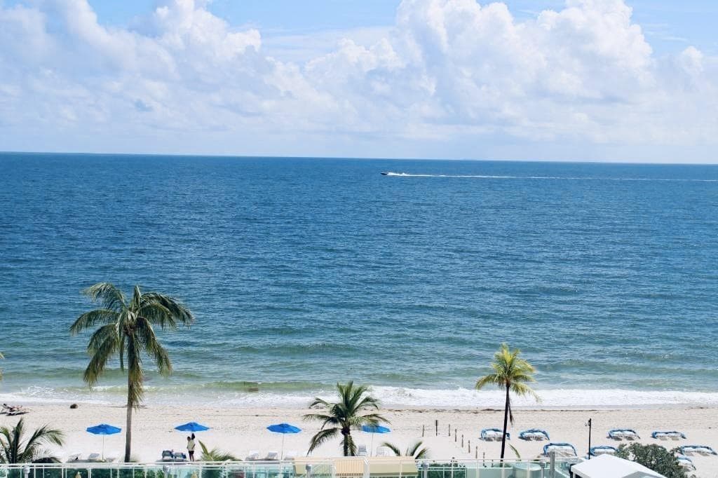 3900 Galt Ocean Drive 1208 photo 17