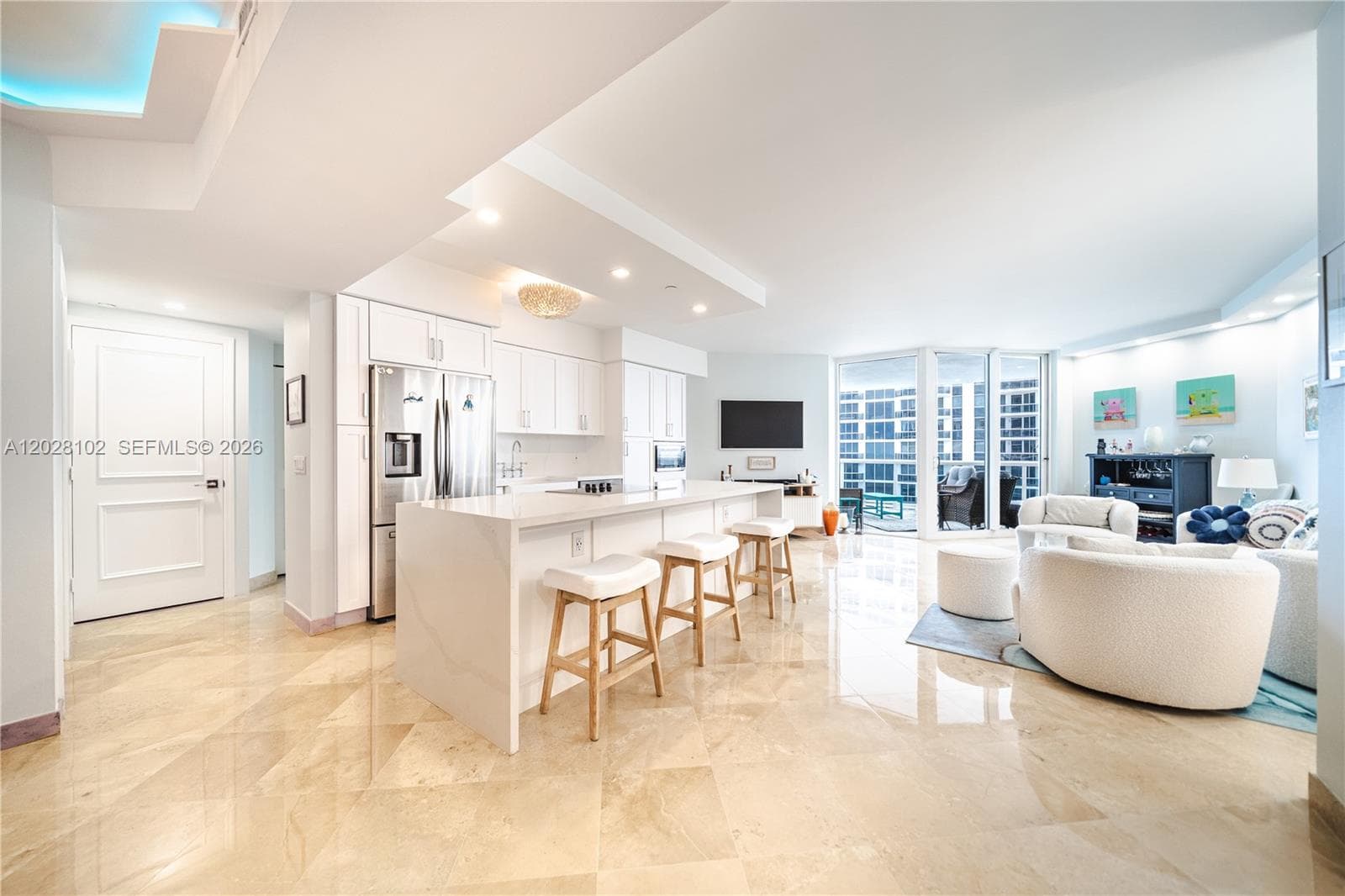4779 Collins Ave 3504 photo 11