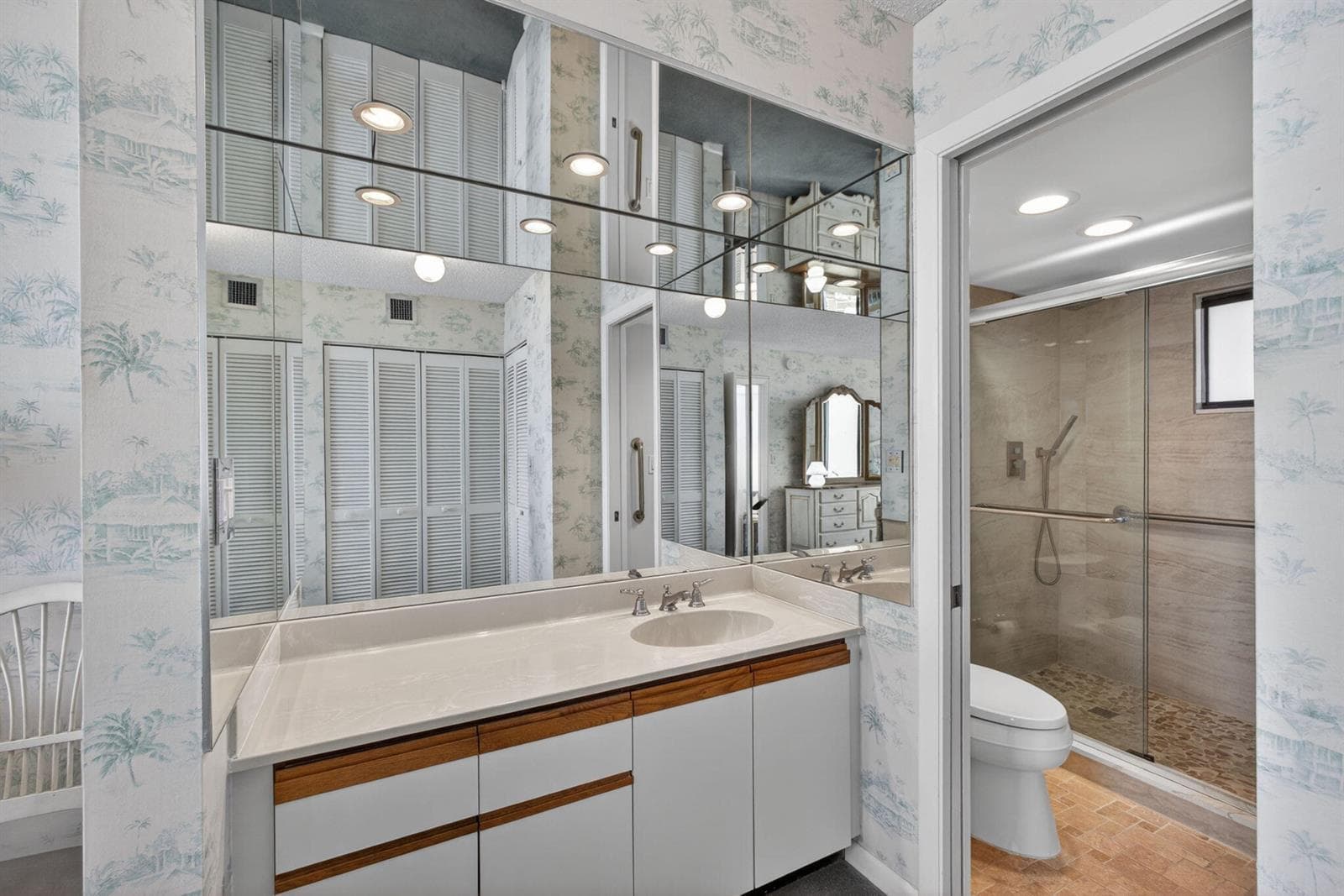 400 Ocean Trail Way 807 photo 11