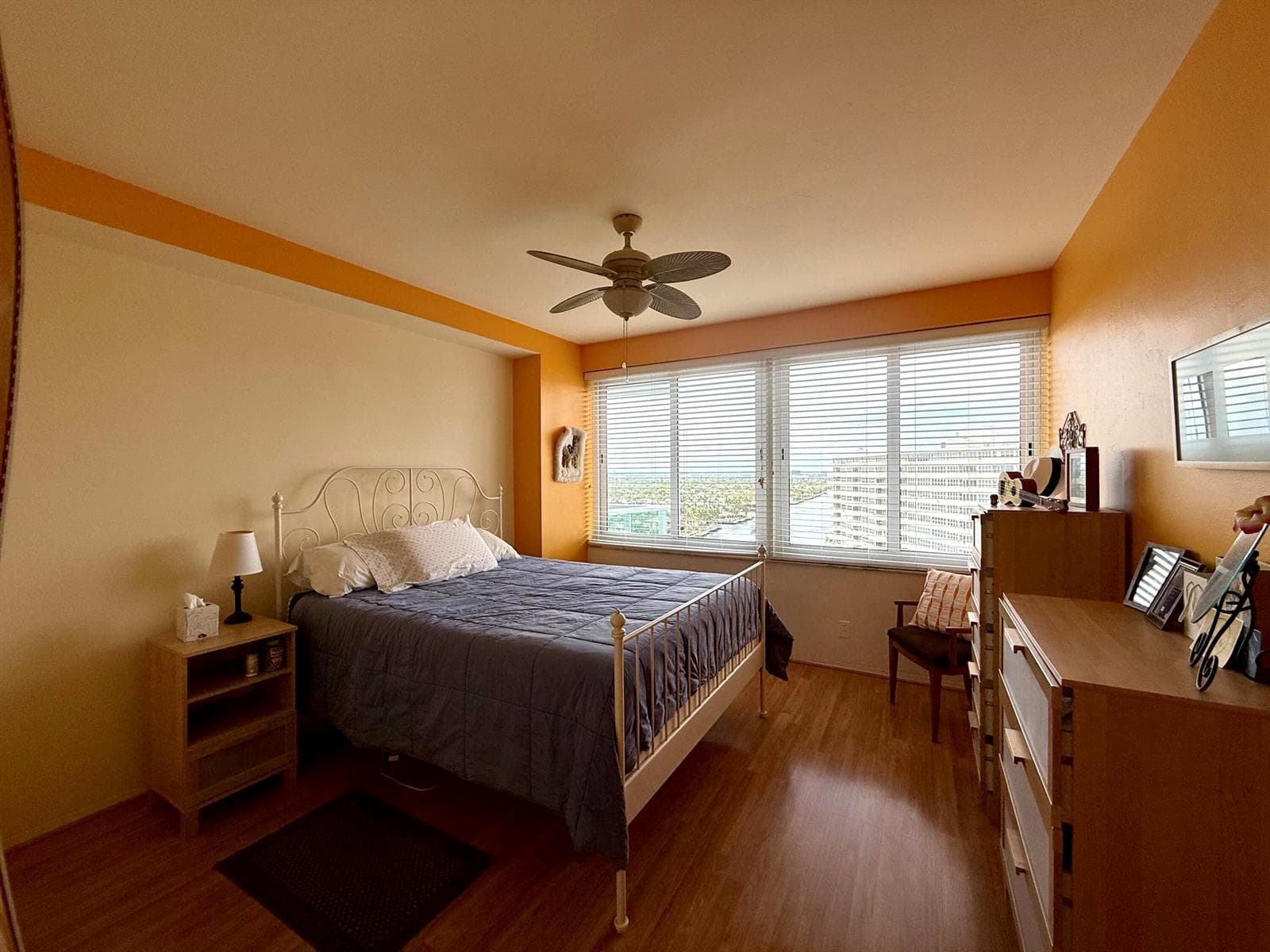 3233 NE 34th Street 1601 photo 9
