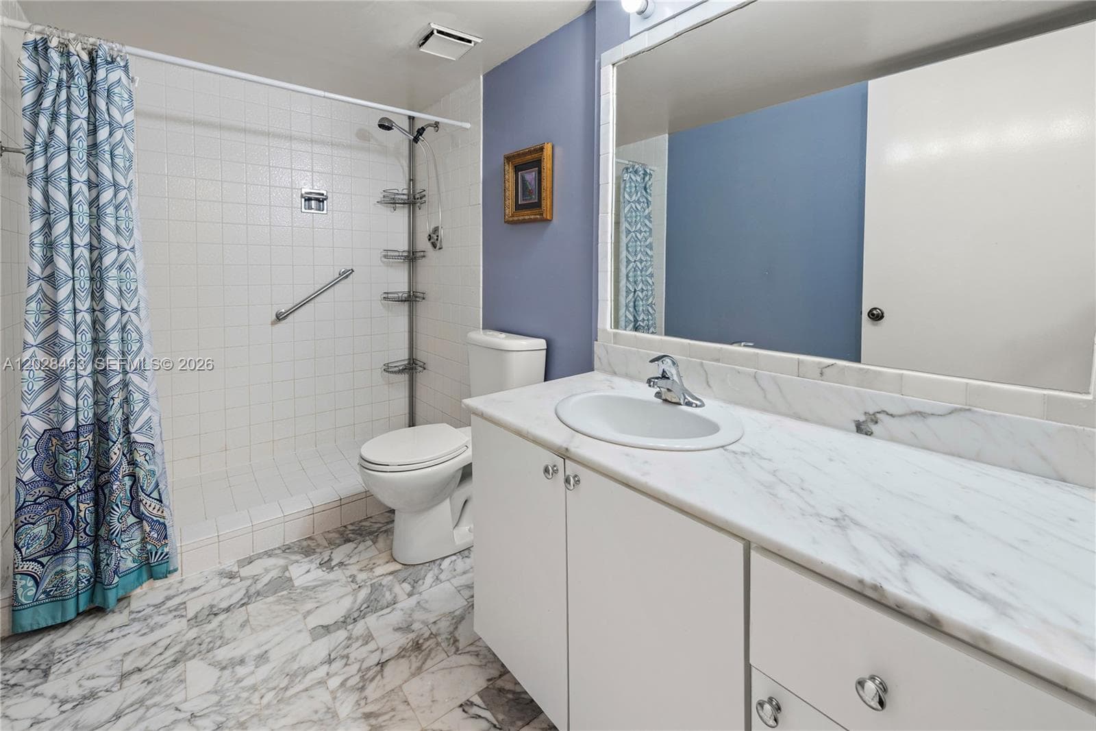 2555 Collins Ave 403 photo 23
