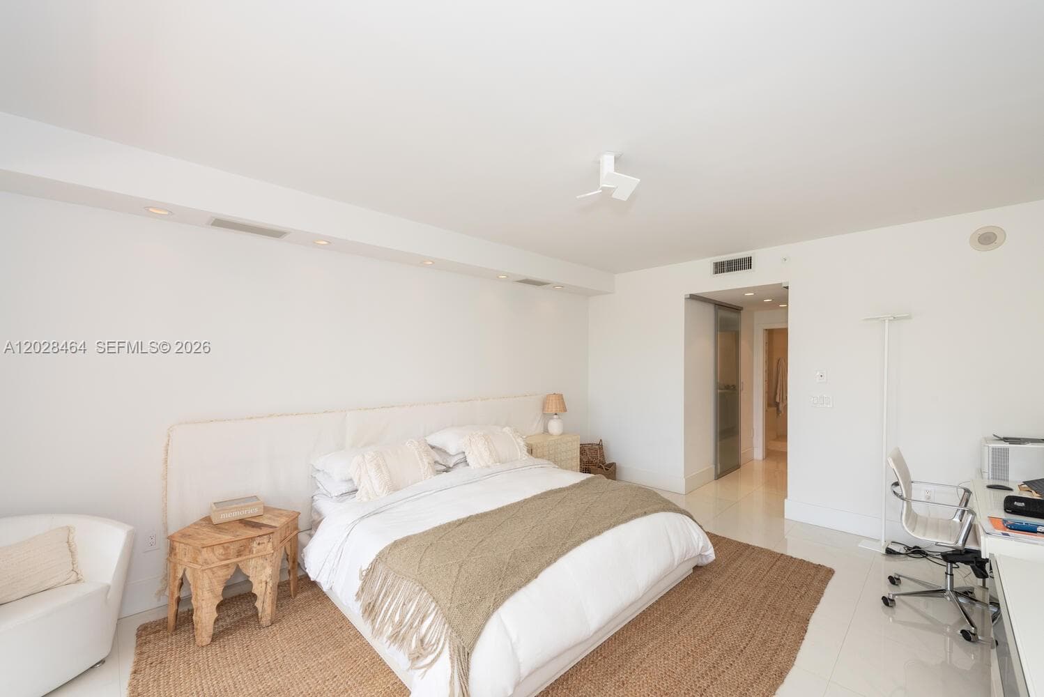 781 Crandon Blvd 405 photo 13