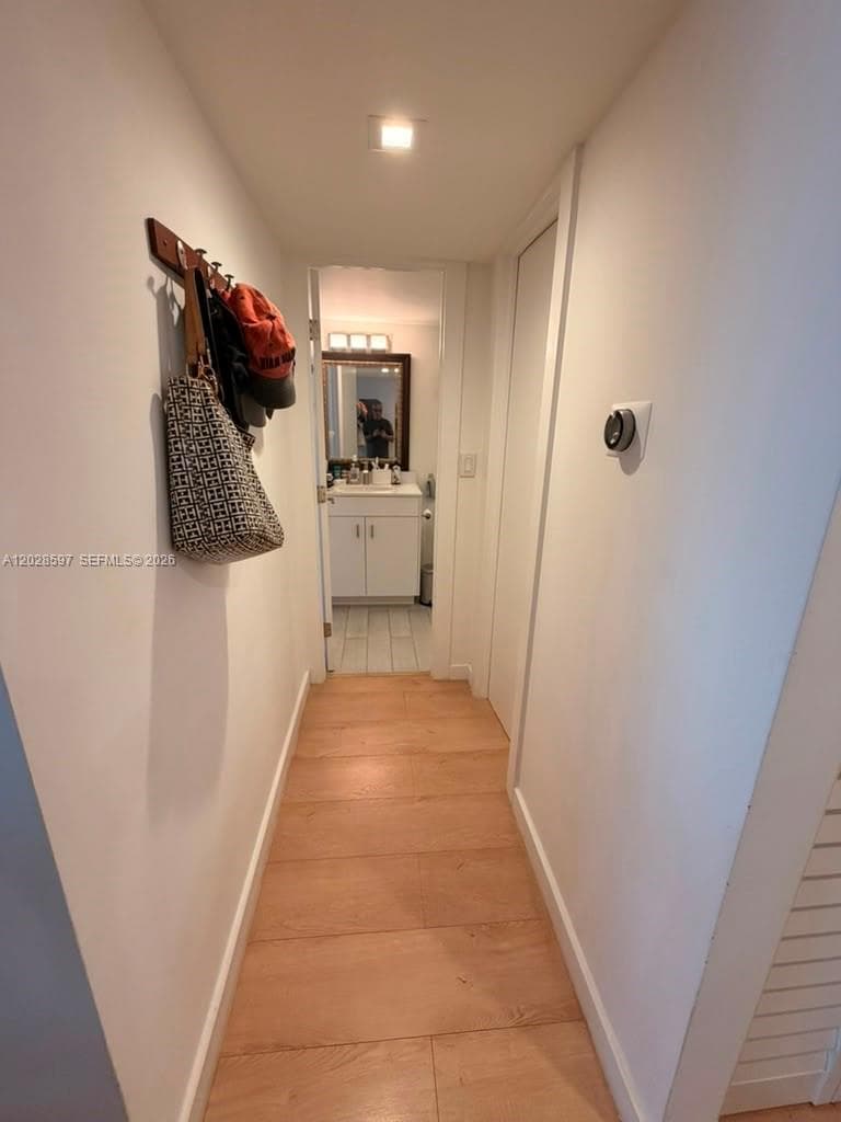 401 Ocean Dr 224 photo 15