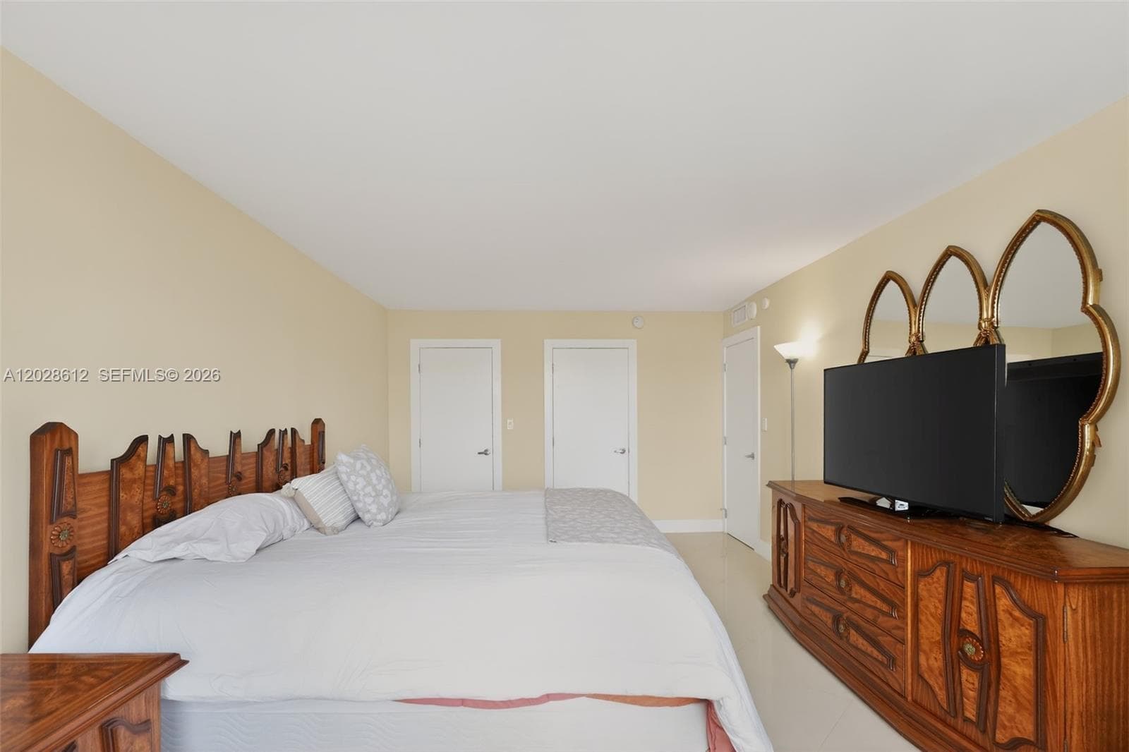230 174th St 902 photo 17
