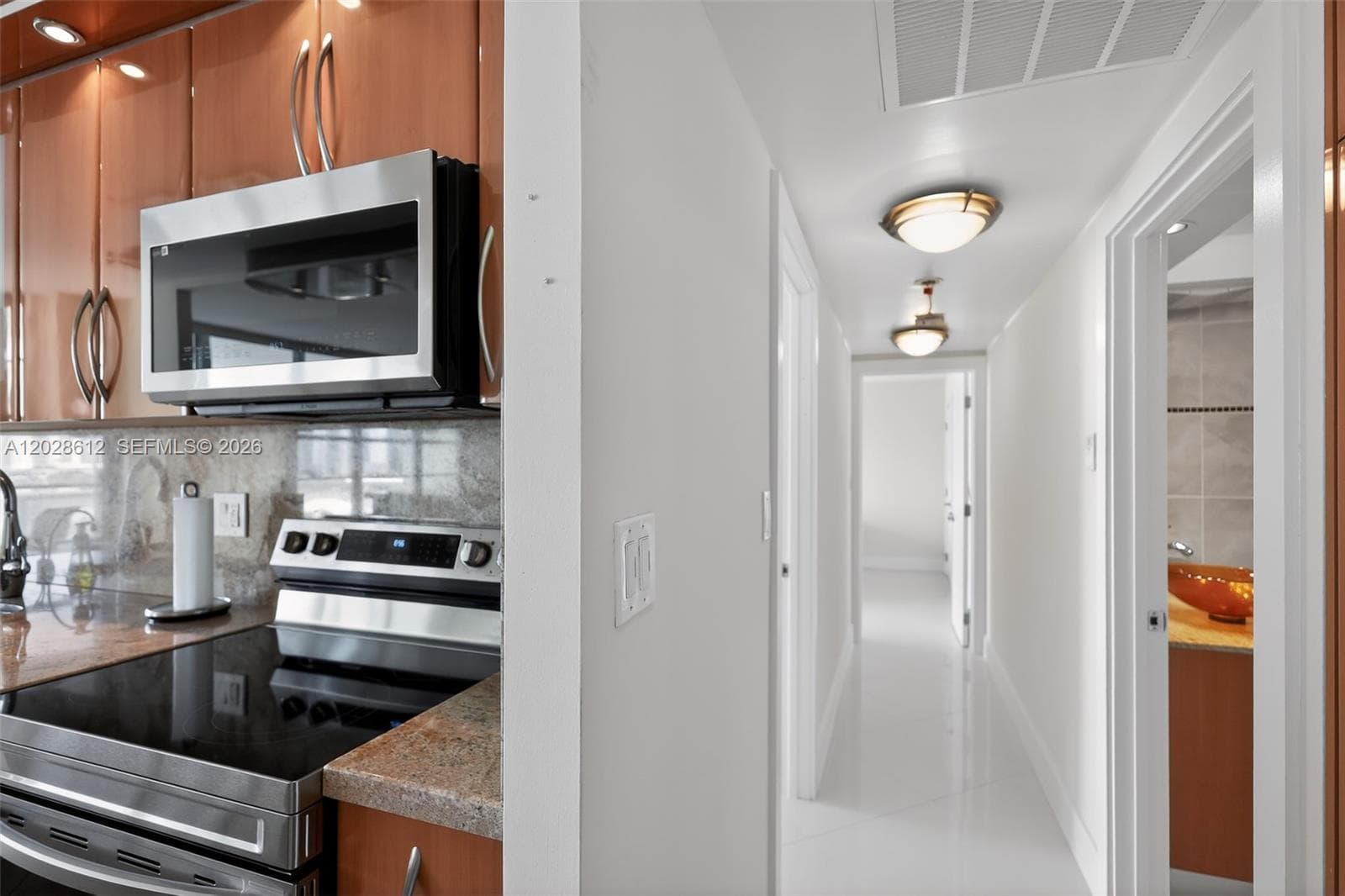 230 174th St 902 photo 14