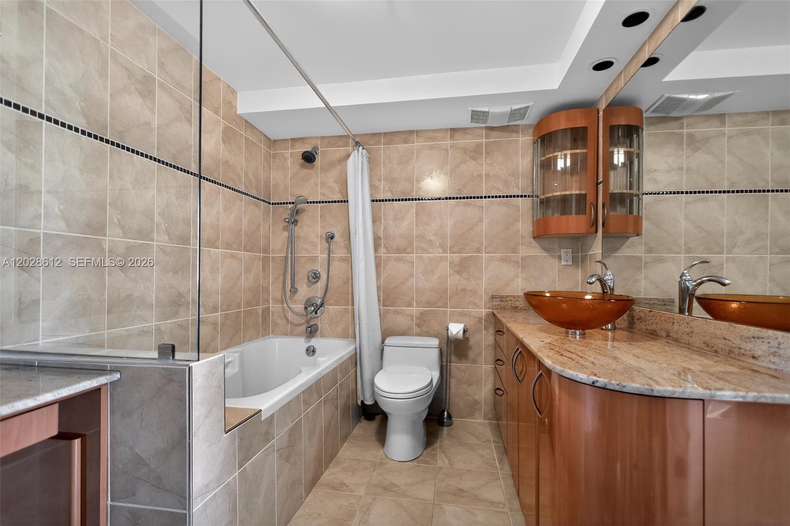 230 174th St 902 photo 18