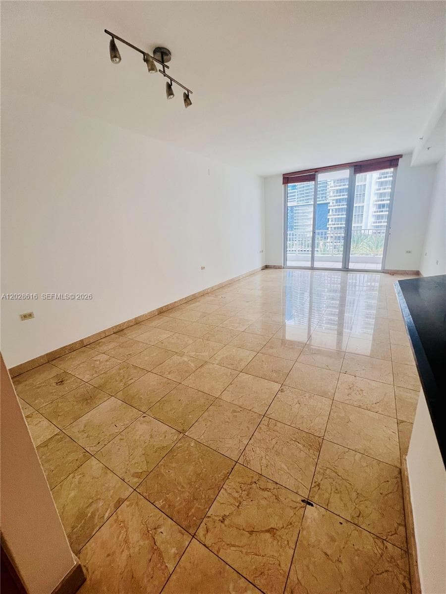801 Brickell Key Blvd 906 photo 5