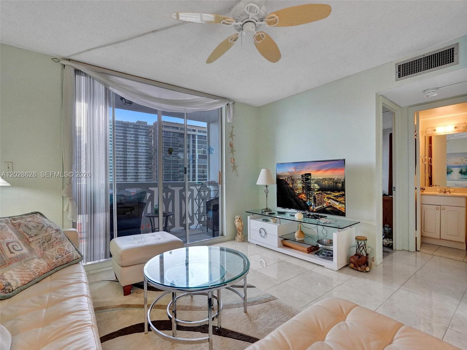 3113 S Ocean Dr 603 photo 15