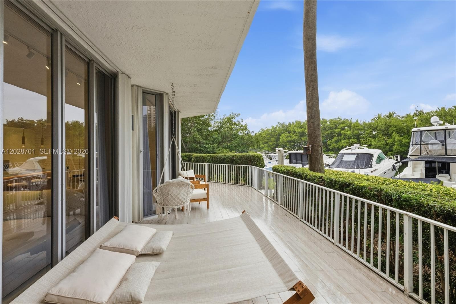 3500 Mystic Pointe Dr 104 photo 25