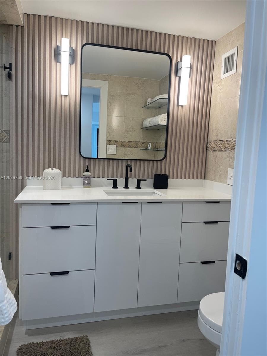 2100 S Ocean Ln 1409 photo 6