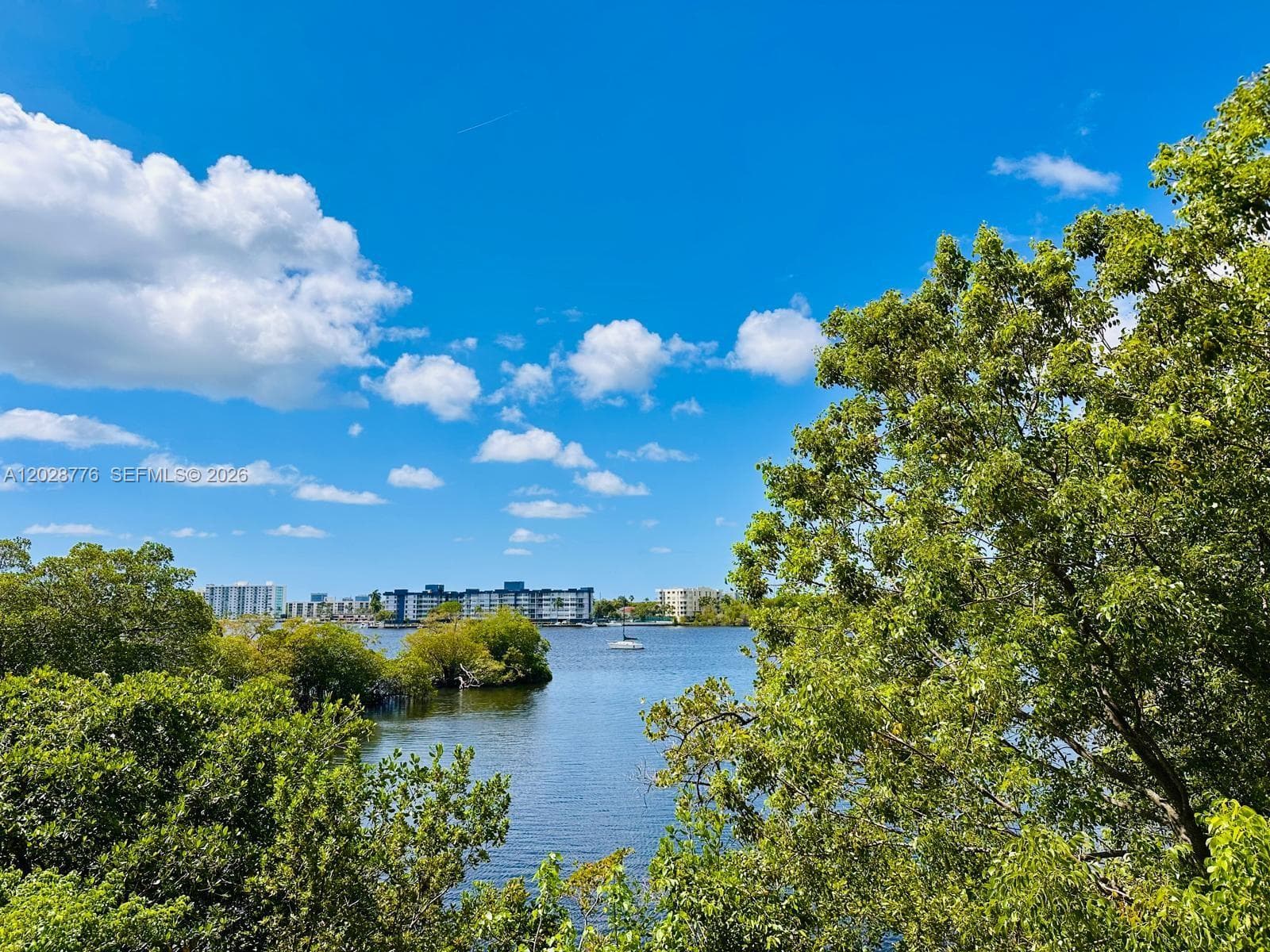 17111 Biscayne Blvd 208 photo 3