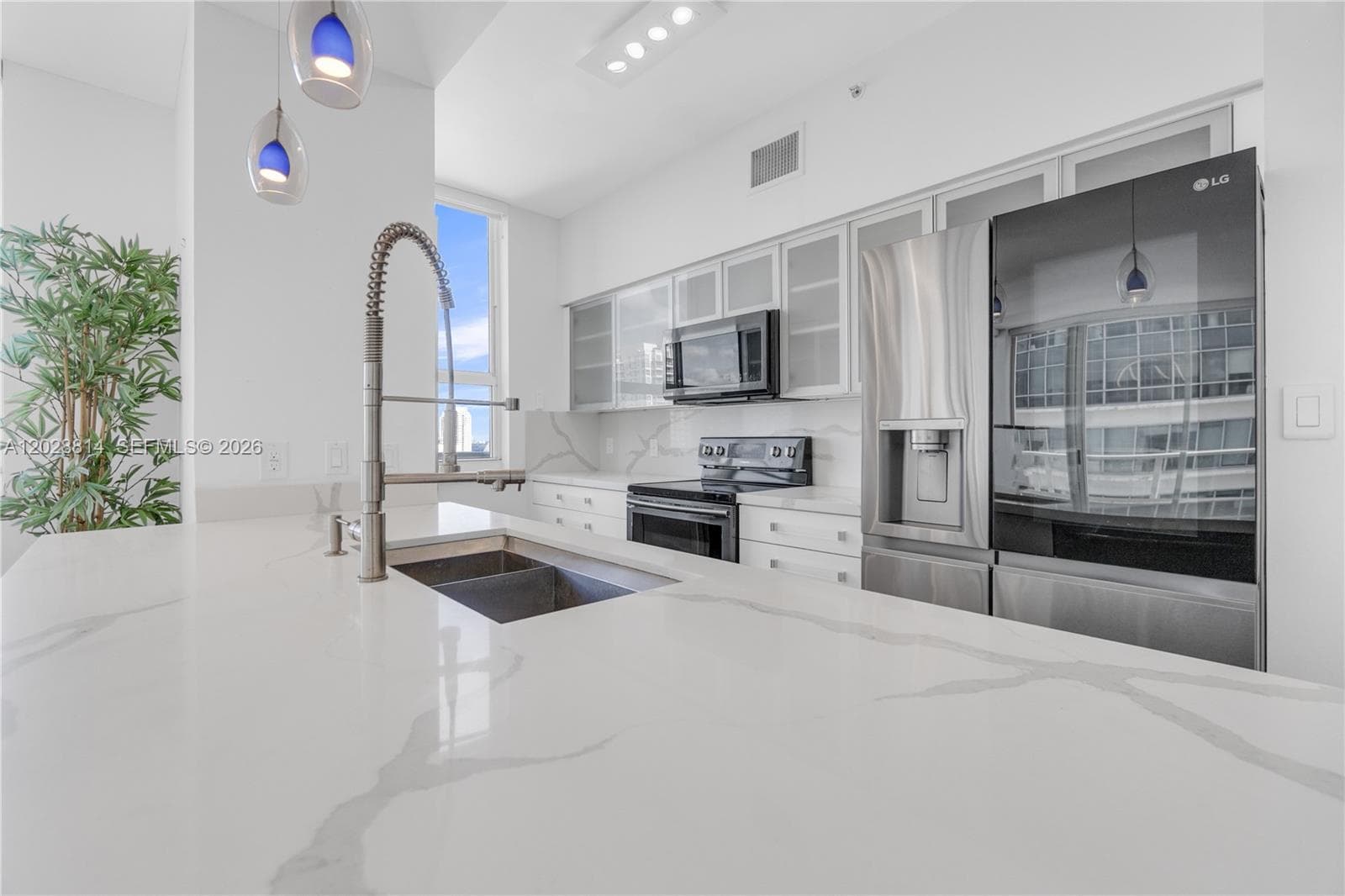 1155 Brickell Bay Dr PH102 photo 10