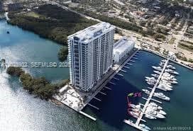 17111 N Biscayne Blvd 1703 photo 1
