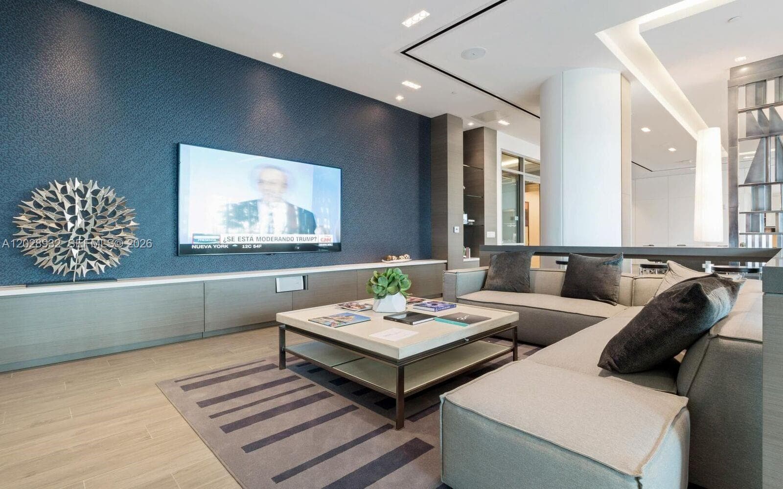 17111 N Biscayne Blvd 1703 photo 8