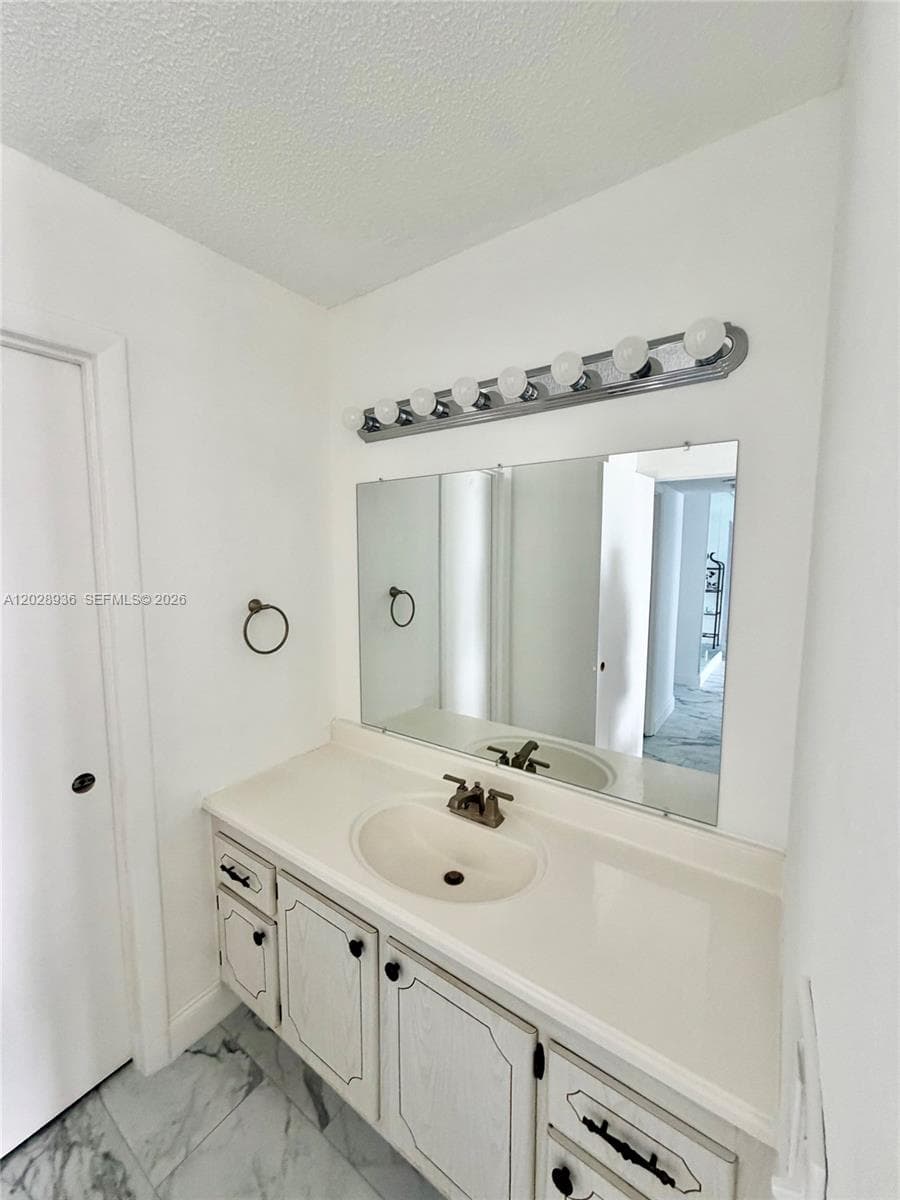 2101 S Ocean Dr 306 photo 12