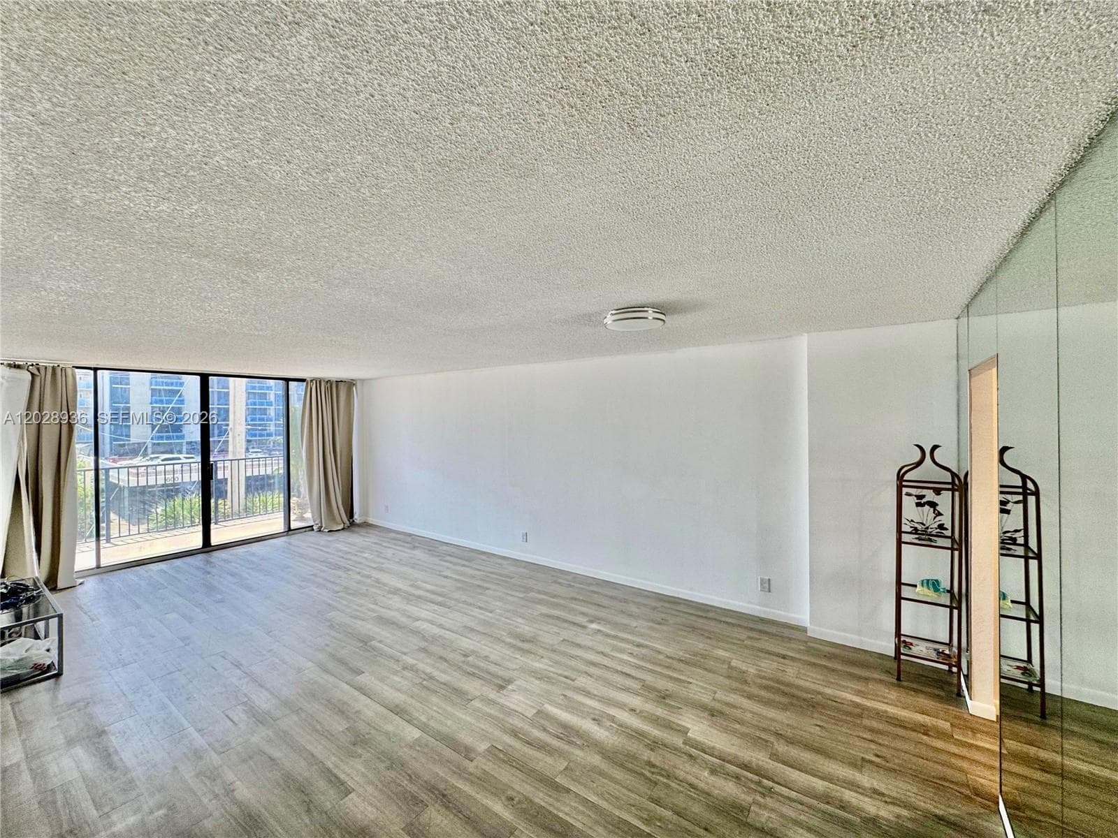 2101 S Ocean Dr 306 photo 4