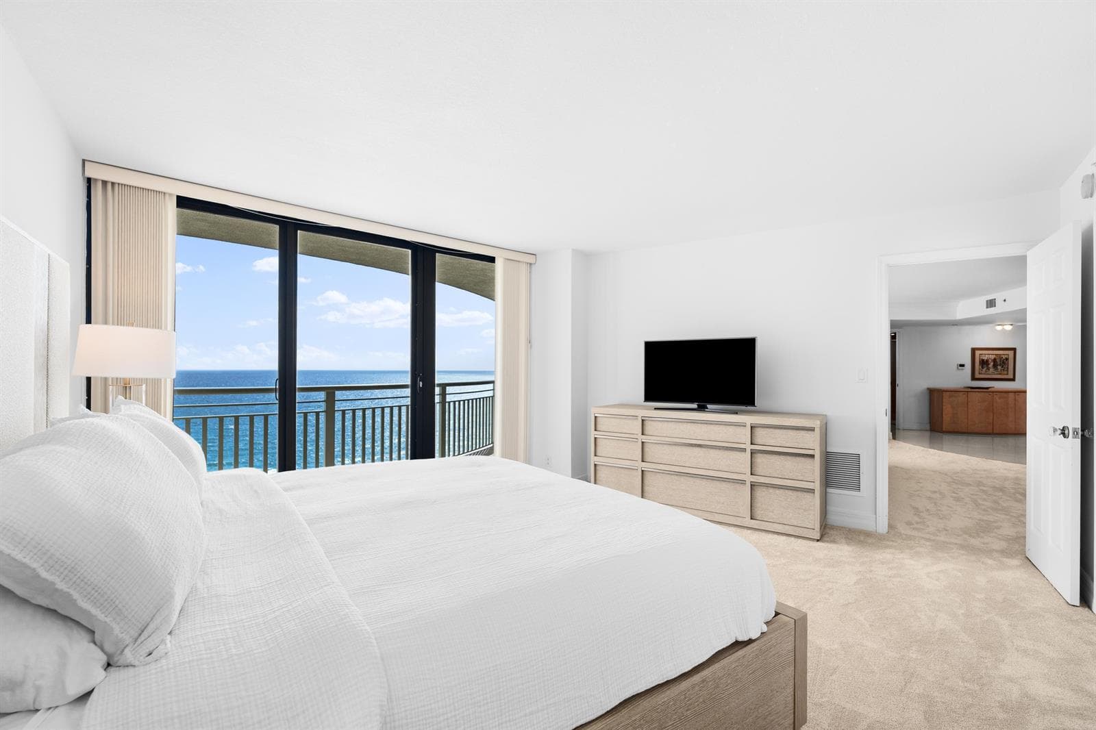 3000 N Ocean Drive 28e photo 5