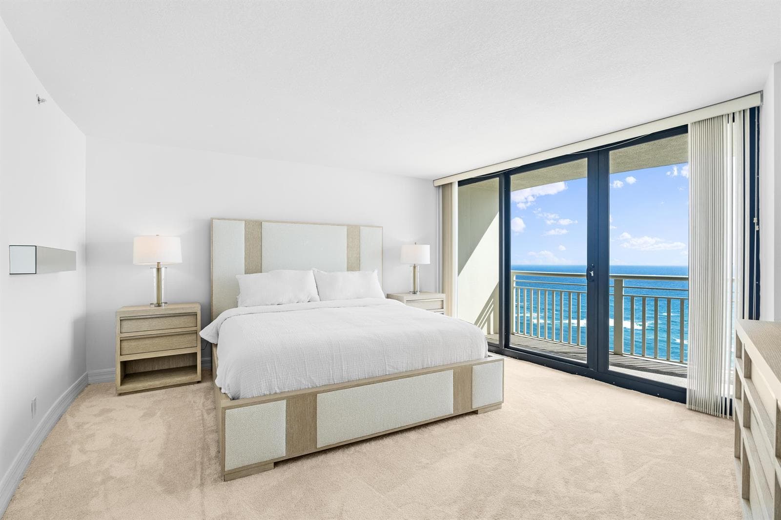 3000 N Ocean Drive 28e photo 4