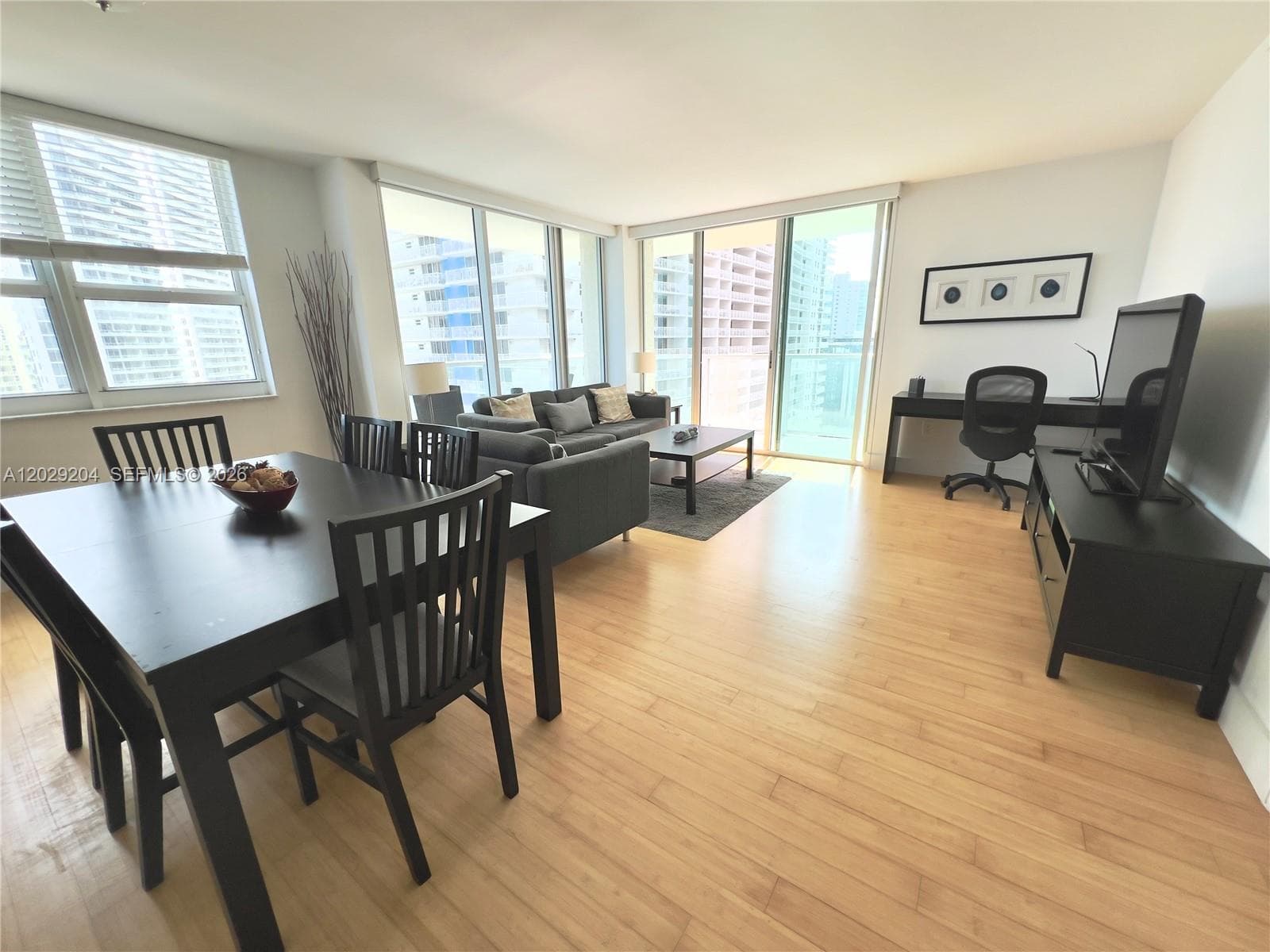 1155 Brickell Bay Dr 2701 photo 2
