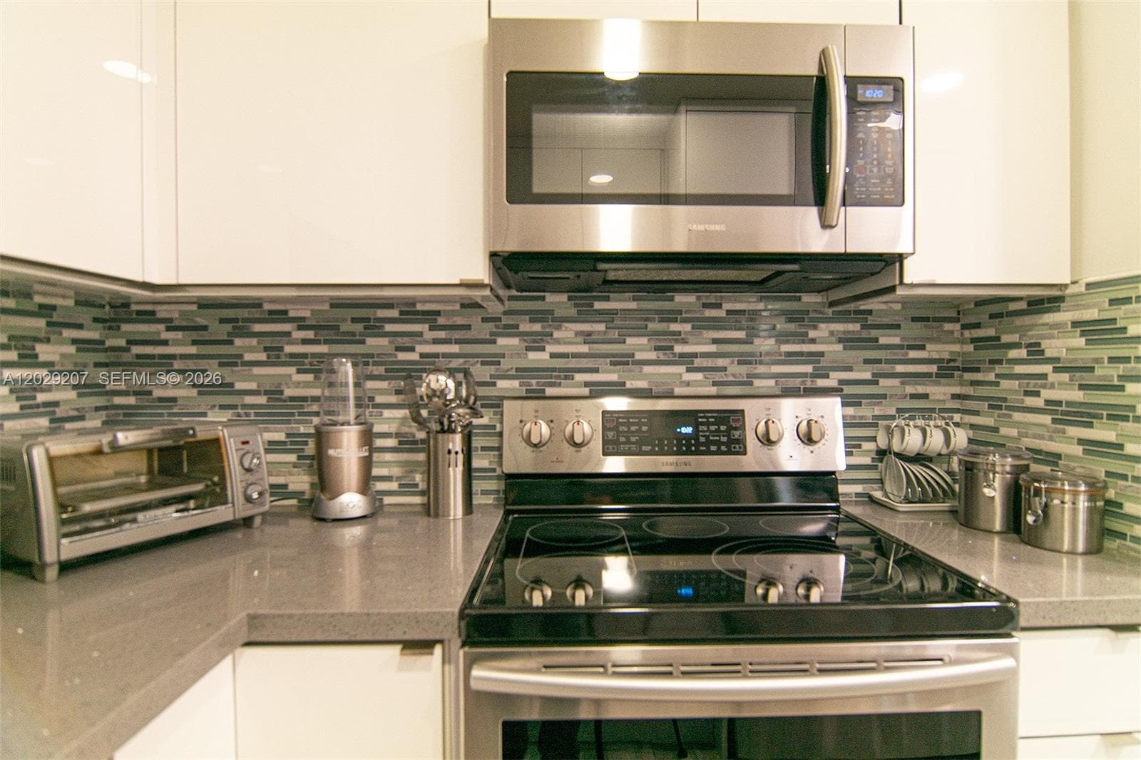 2500 NE 135th St B508 photo 7