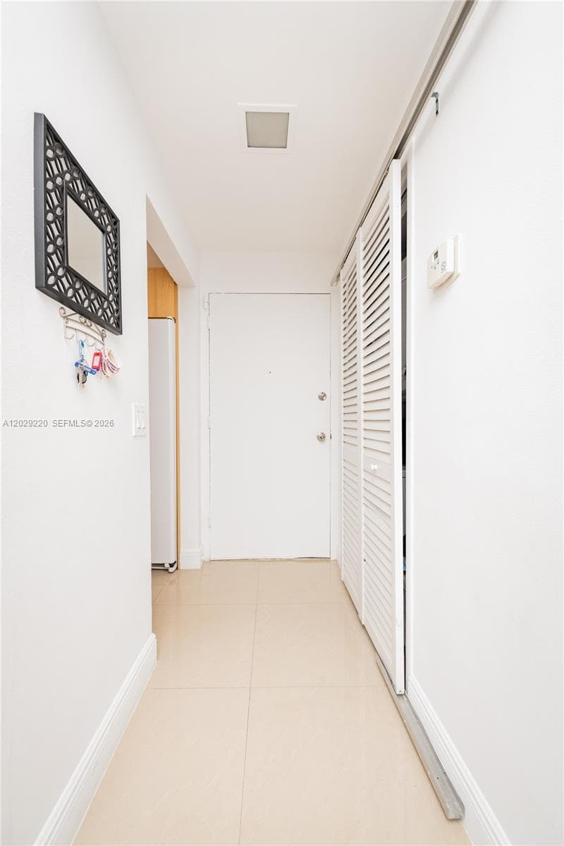3505 S Ocean Dr 221 photo 16