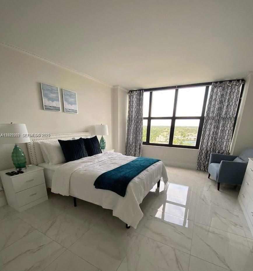 2500 Parkview Dr 1008 photo 17