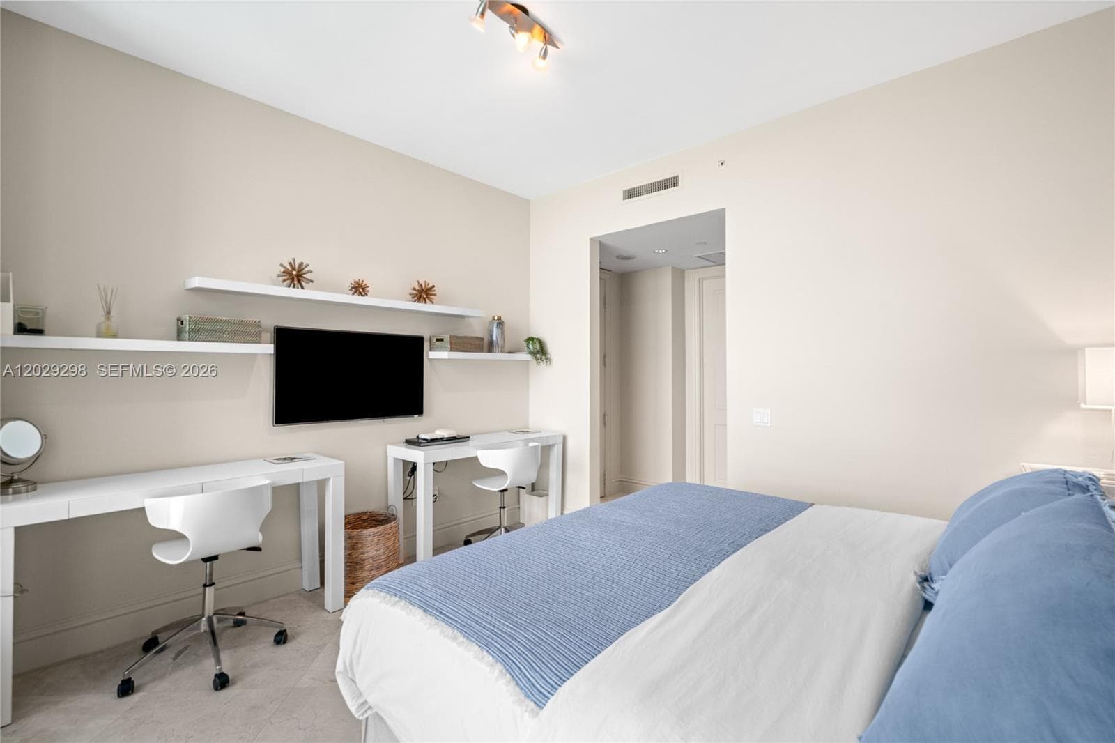 10295 Collins Ave 1606 photo 25