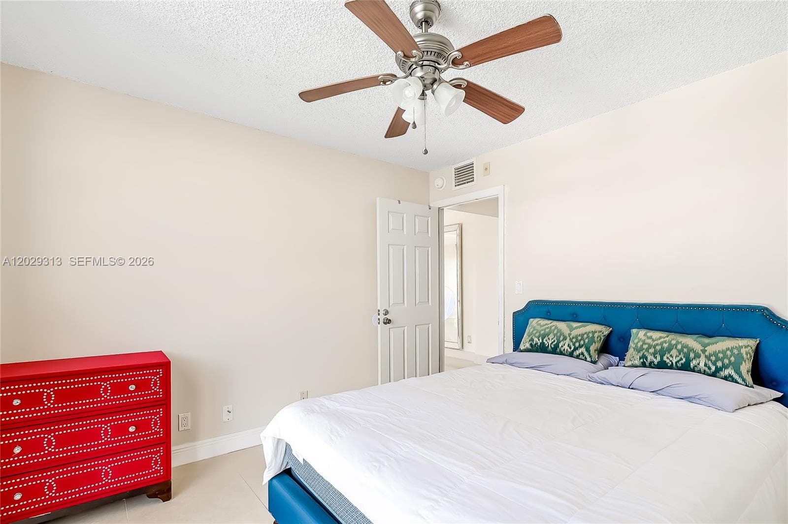 3031 N Ocean Blvd 406 photo 17