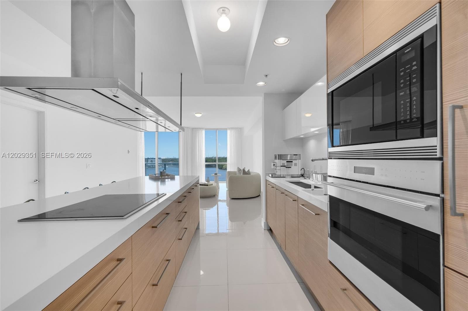 17111 BISCAYNE BL 506 photo 12