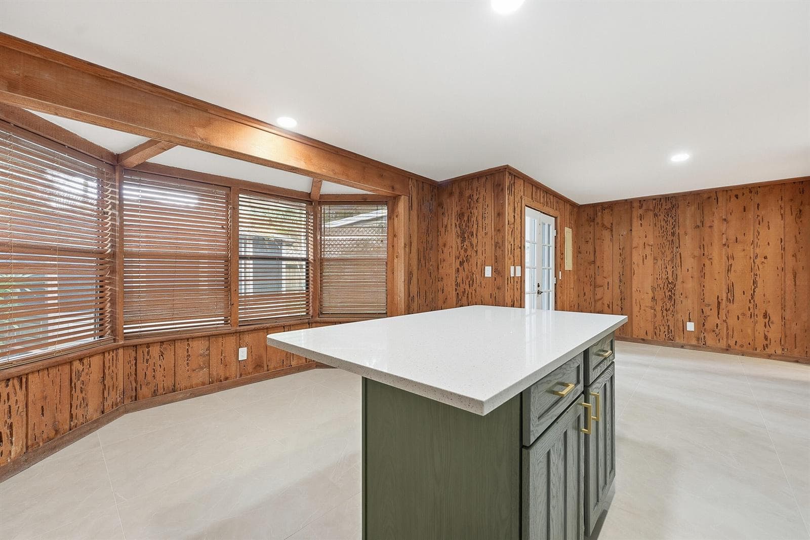 576 SW Rustic Circle photo 17