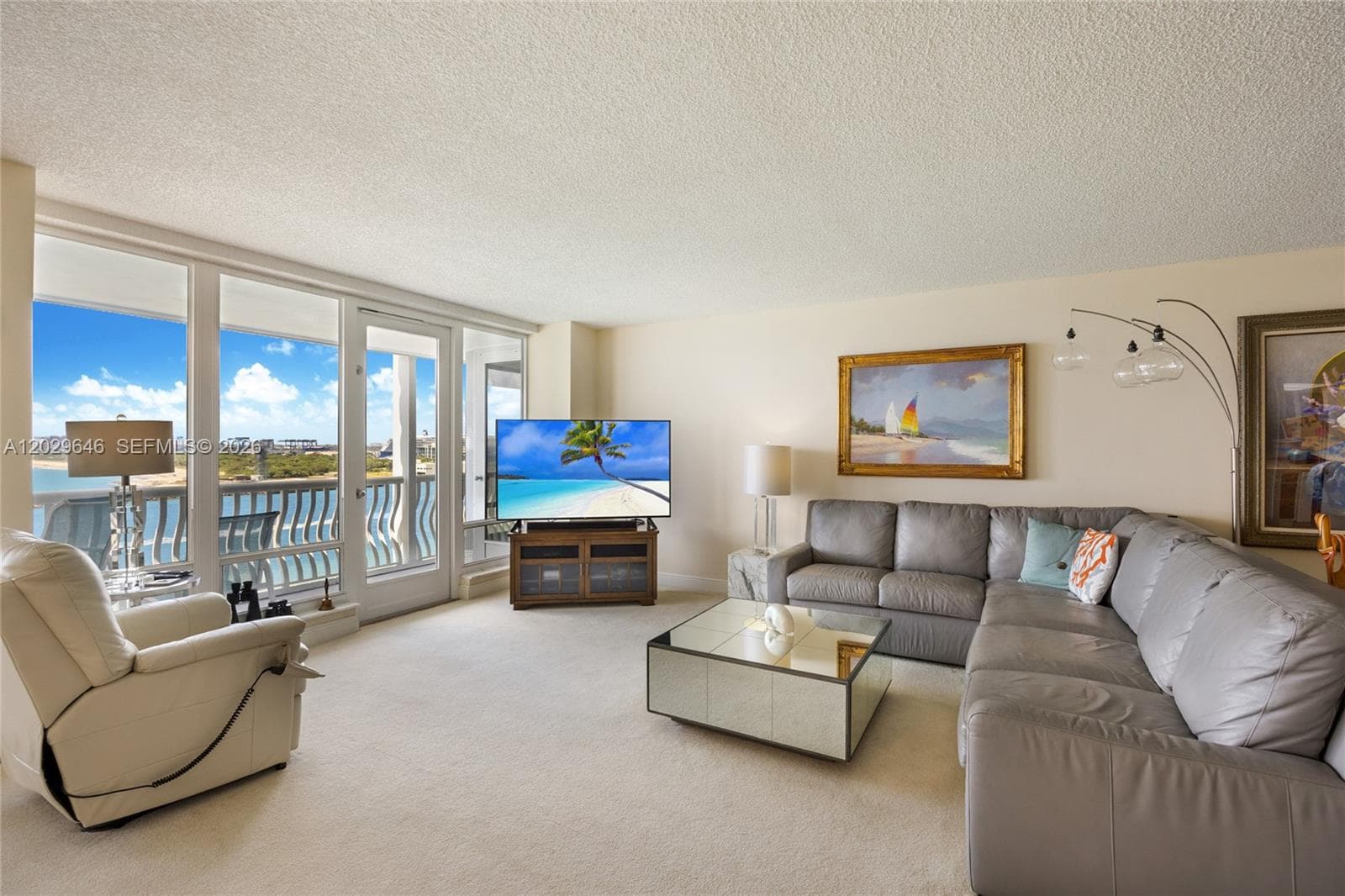2200 S Ocean Ln 808 photo 4