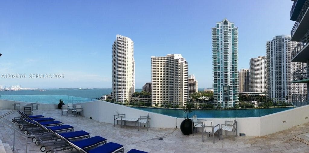 325 S Biscayne Blvd 717 photo 22