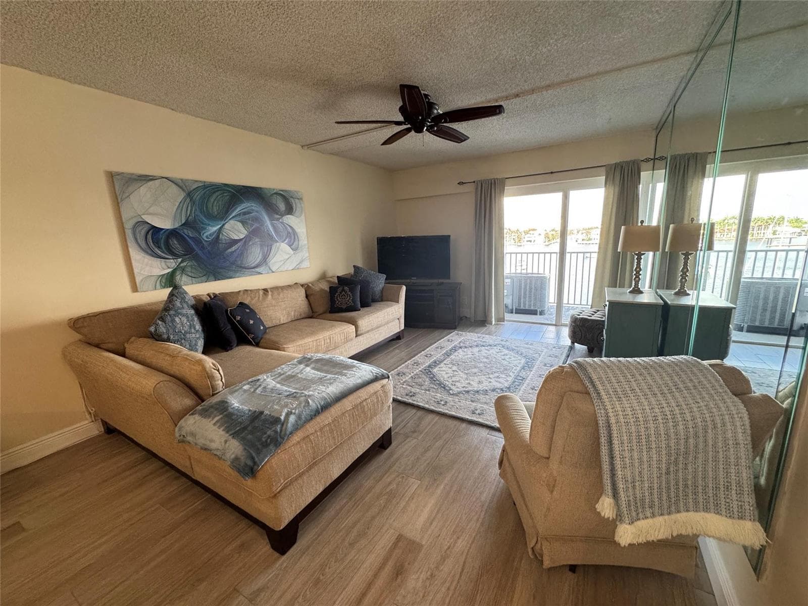 95 N Birch Road N 402 photo 6