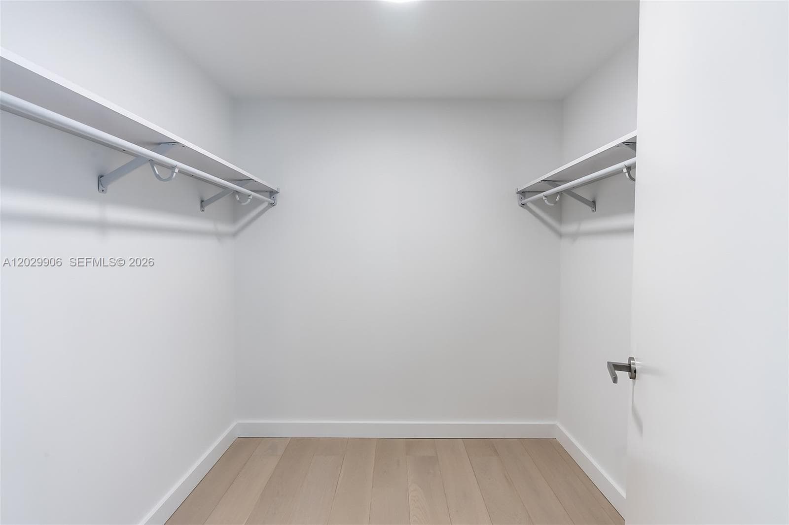 9201 E Bay Harbor Dr 603 photo 17