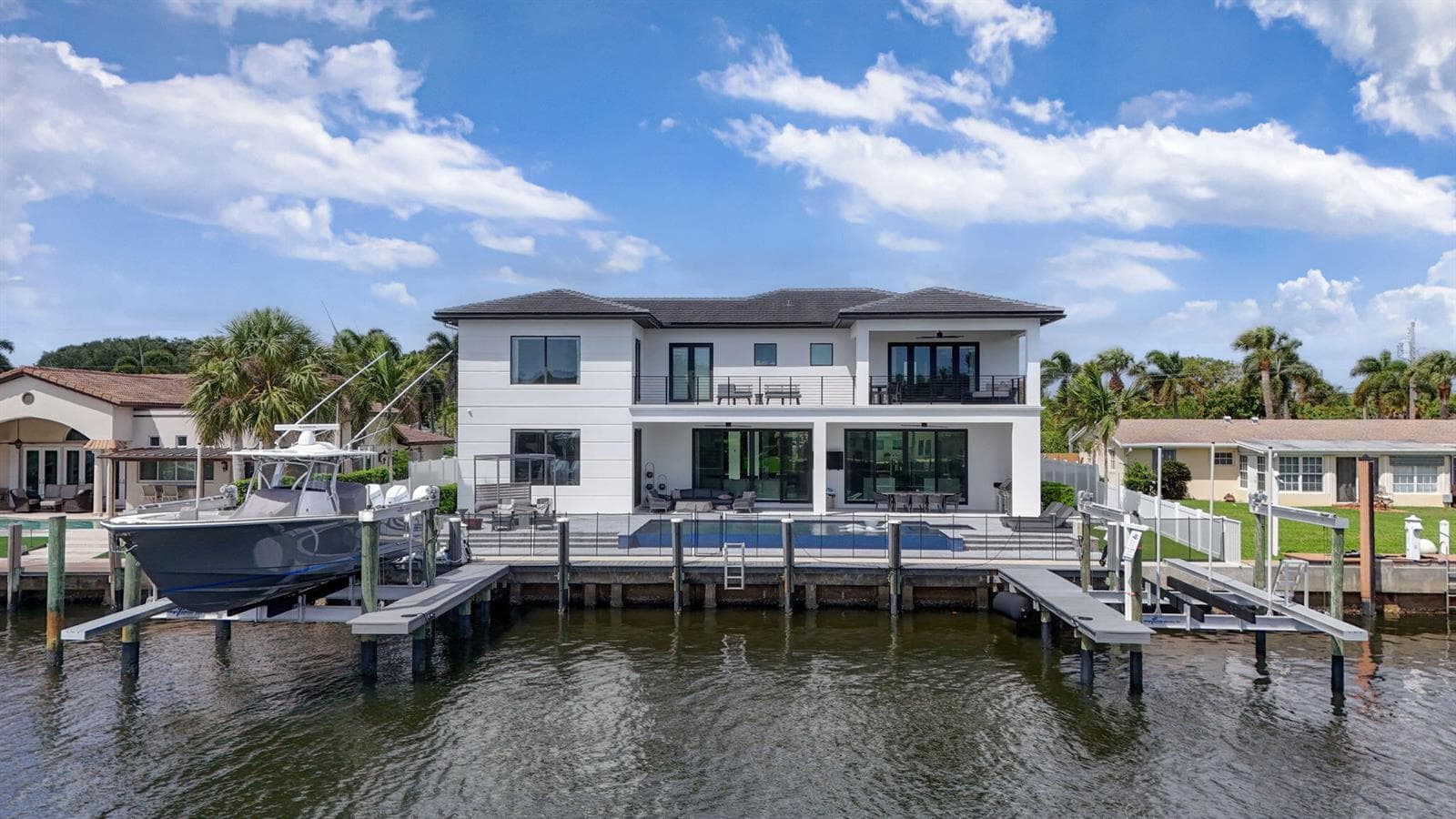 824 Shore Drive photo 3