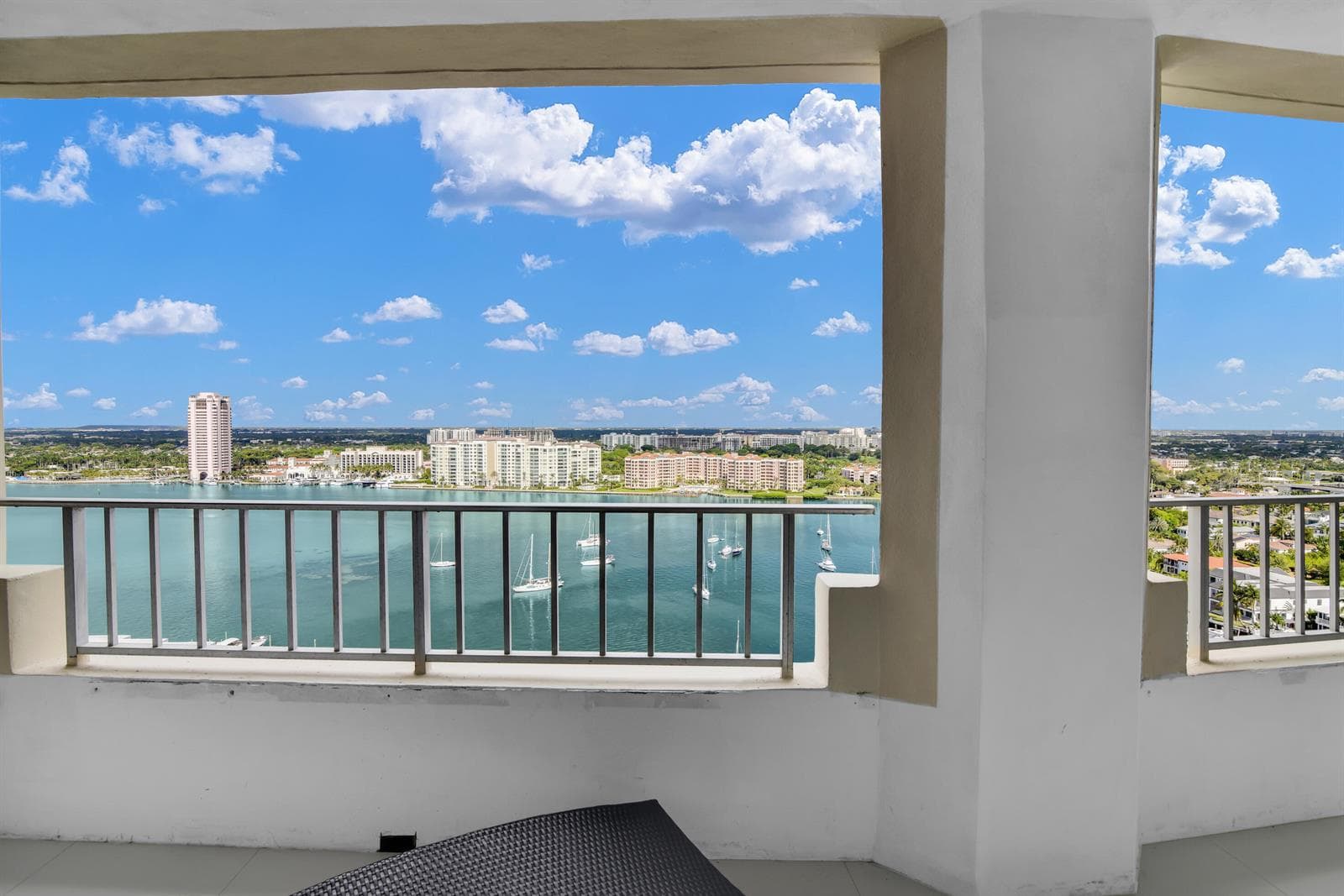 500 S Ocean Boulevard 2209 photo 9