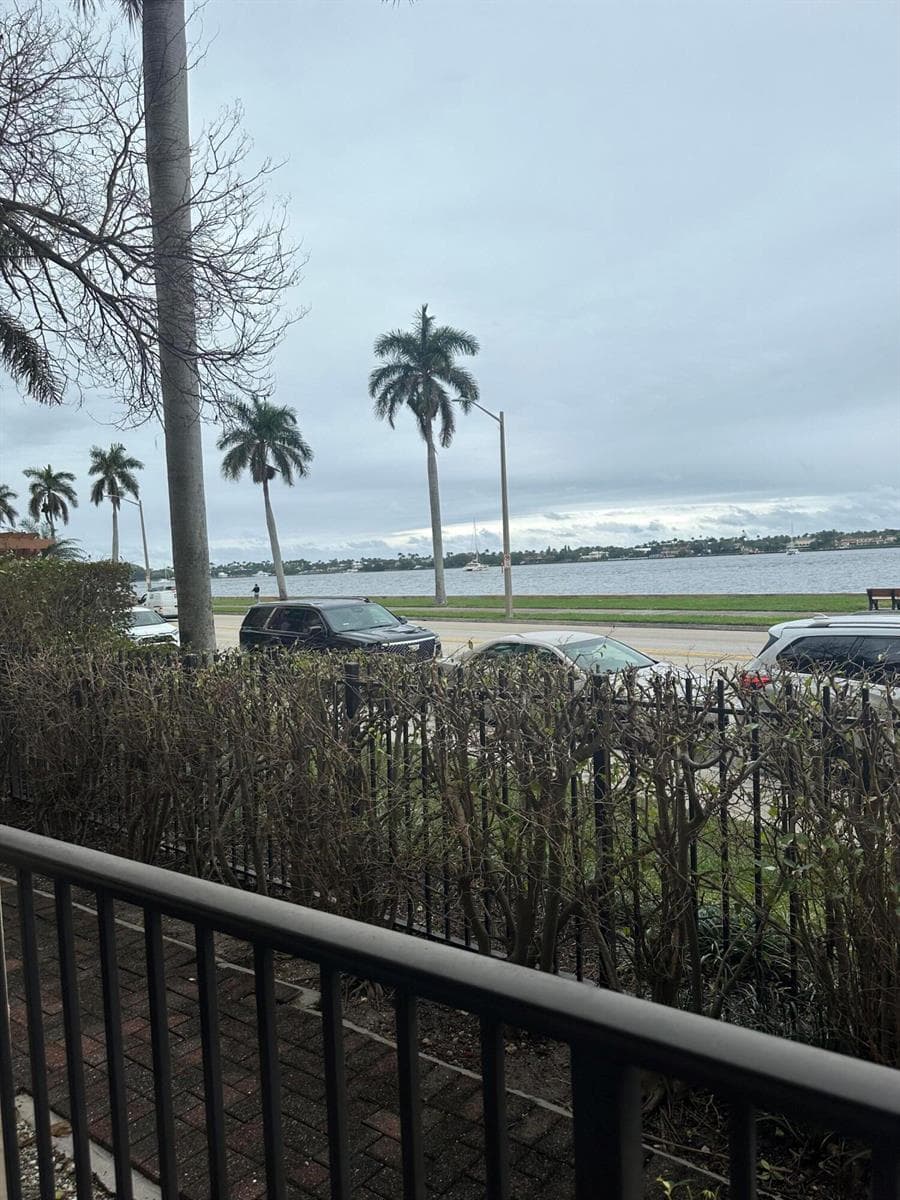 1801 N Flagler (seasonal Or Annual) Drive 101 photo 15