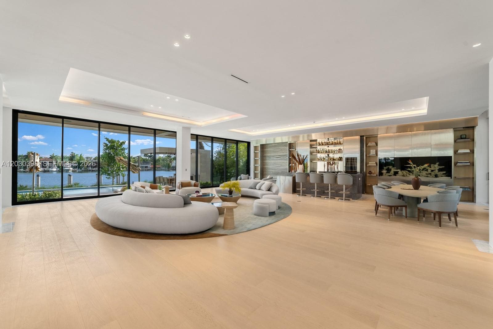 360 S Hibiscus Drive photo 11