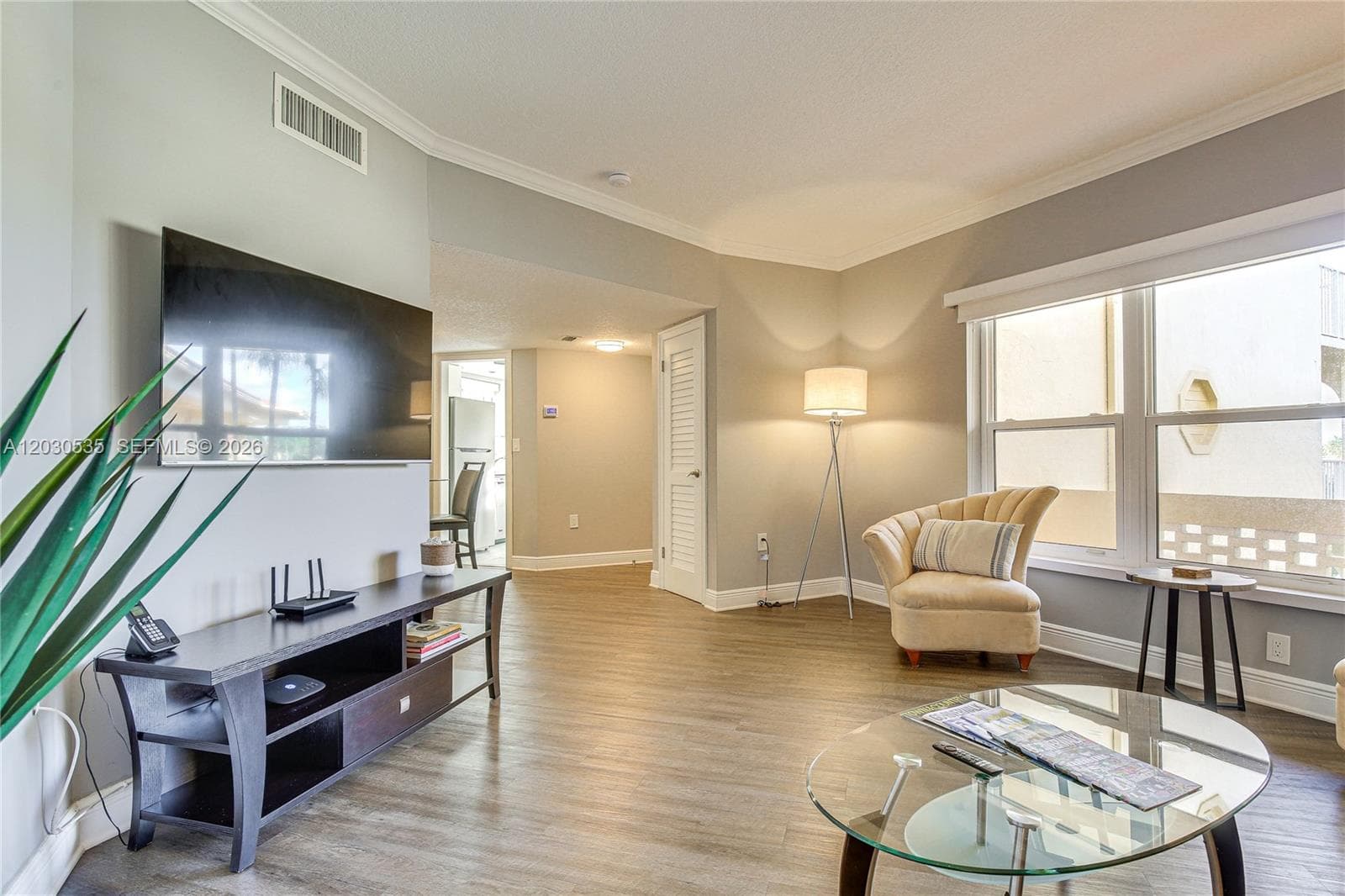 341 N Birch Rd 315 photo 4
