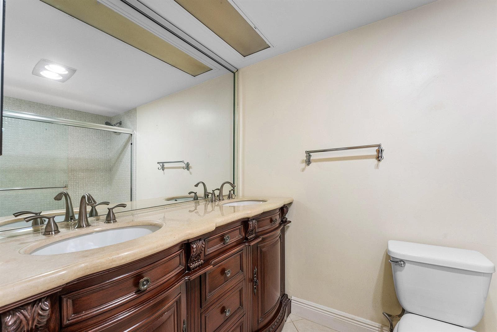 3150 NE 48th Court 411 photo 22