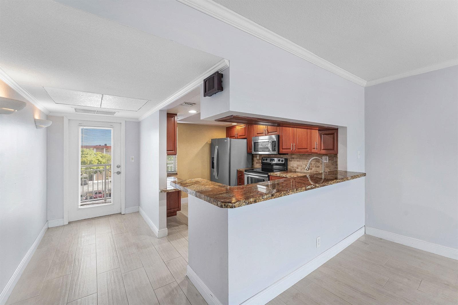 3150 NE 48th Court 411 photo 14