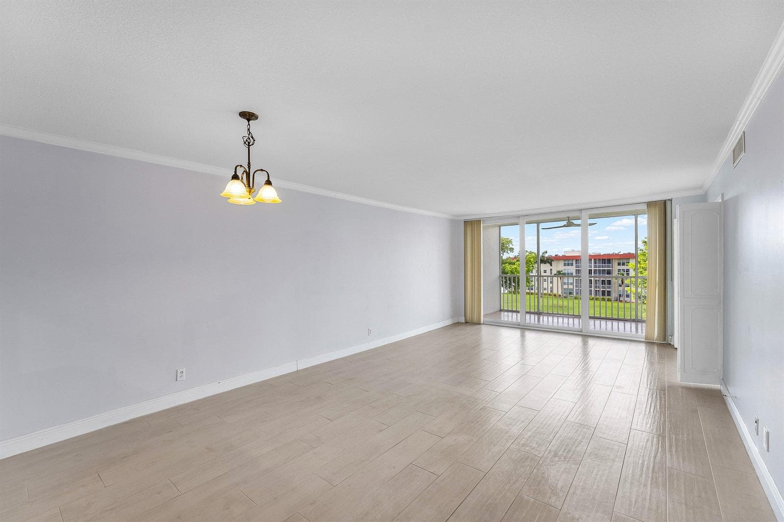 3150 NE 48th Court 411 photo 15