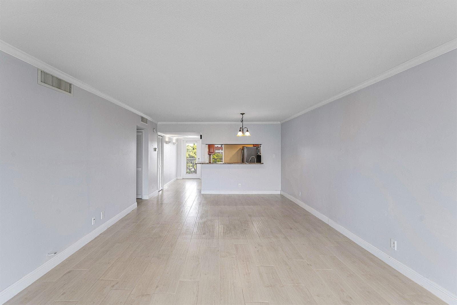 3150 NE 48th Court 411 photo 11