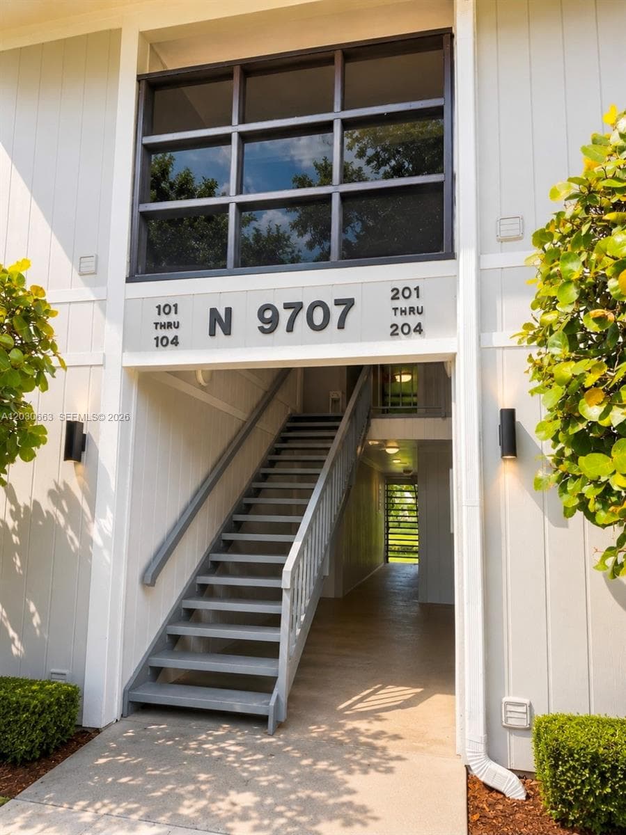 9707 Hammocks Blvd 103 photo 6