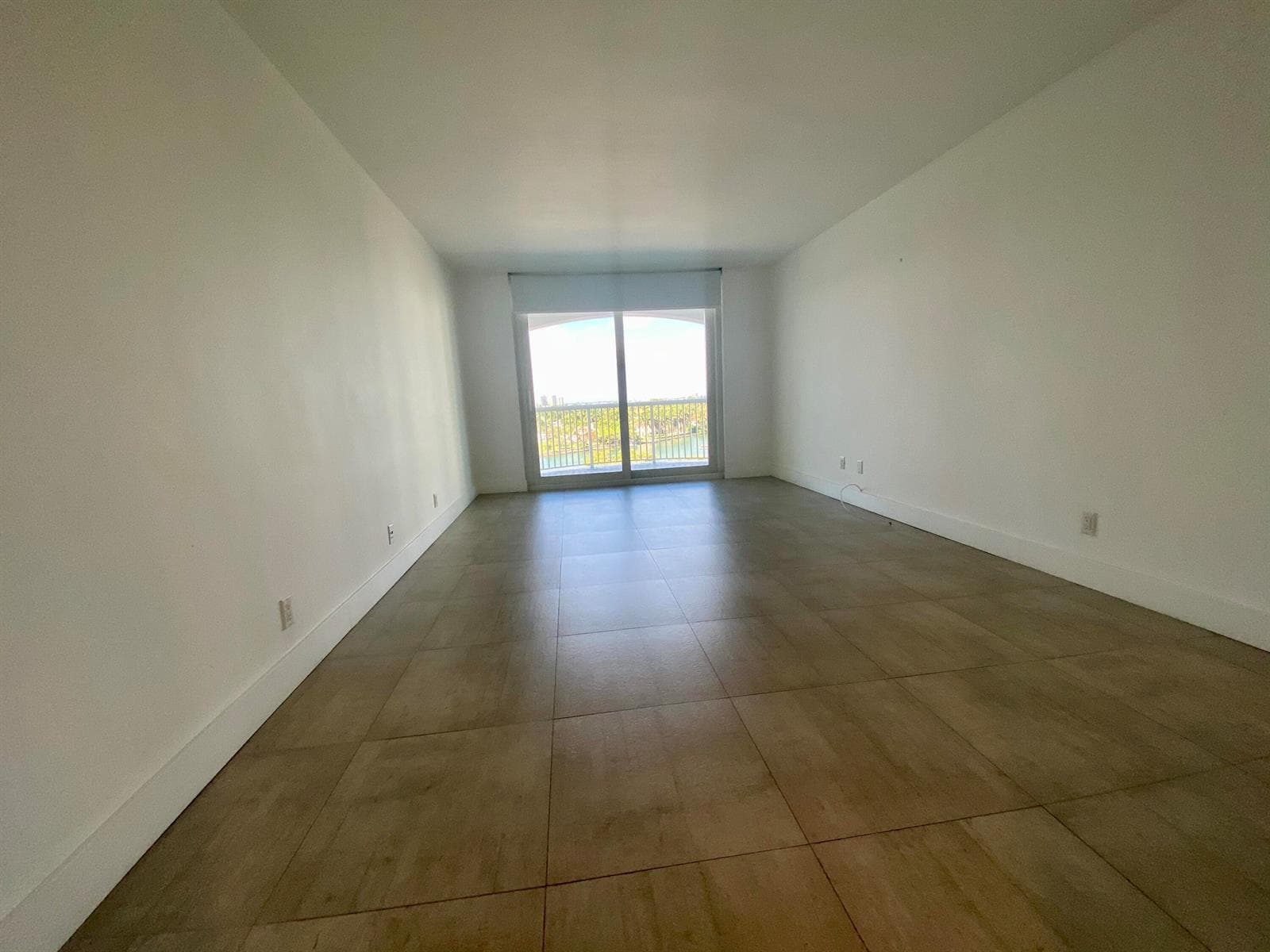 5401 Collins Avenue 620 photo 15