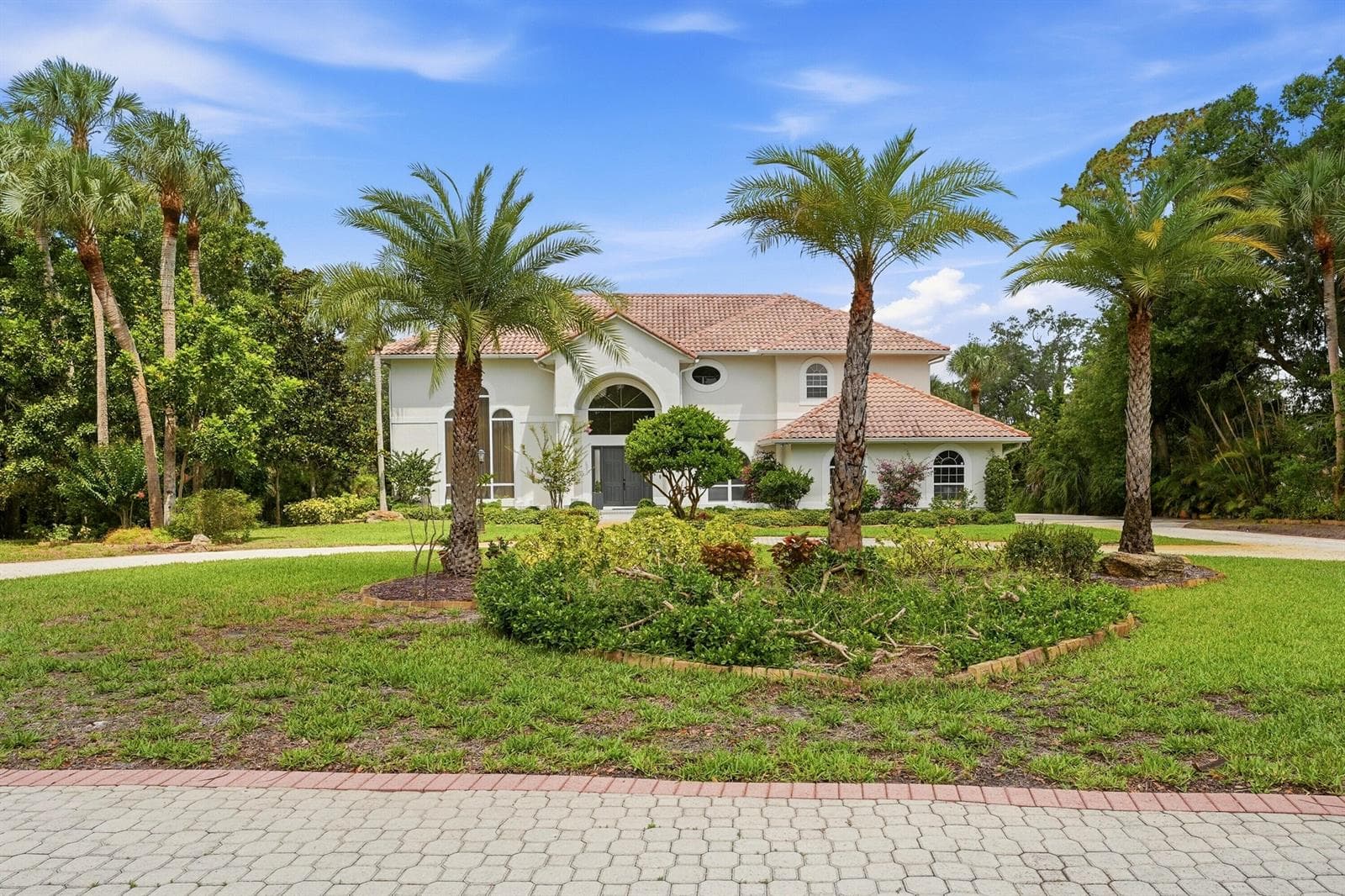 12765 Roseland Road photo 3
