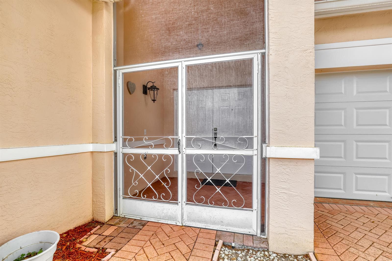 180 Caribe Court photo 3